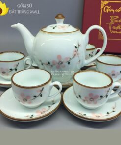 Ấm chén Sứ Bát Tràng mầu kem vẽ hoa Đào