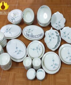 Bát đĩa Bát Tràng men kem vẽ hoa Đào xanh.